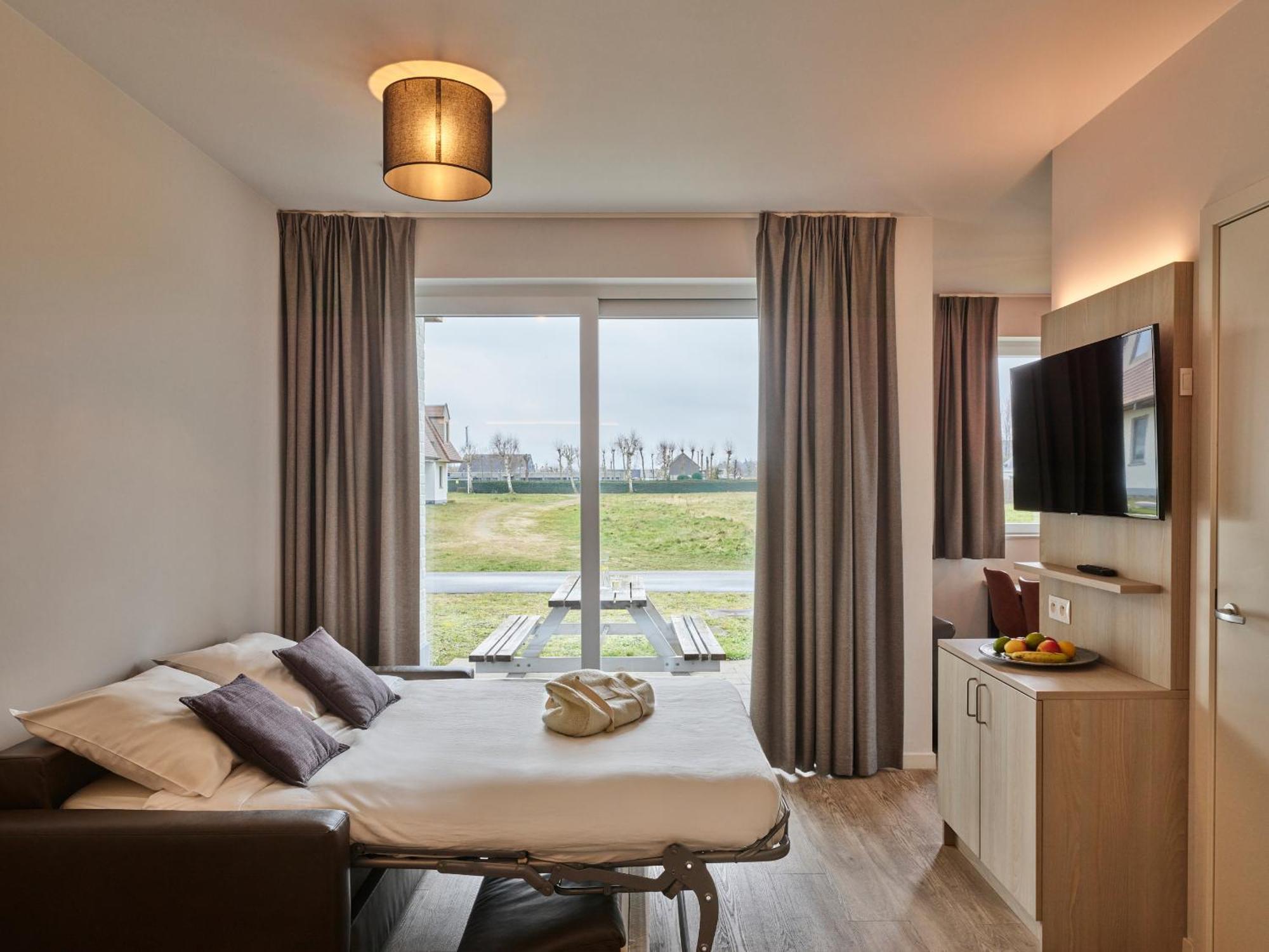 Holiday Suites Jabbeke - Klein Strand Exterior foto